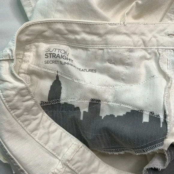 White Jeans Jones New York with details pockets 🥰 - Picture 13 of 15